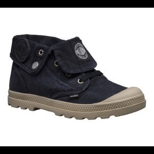 PALLADIUM BOOTS 9.5 Available now!!!